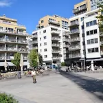 Spacious In Apartament